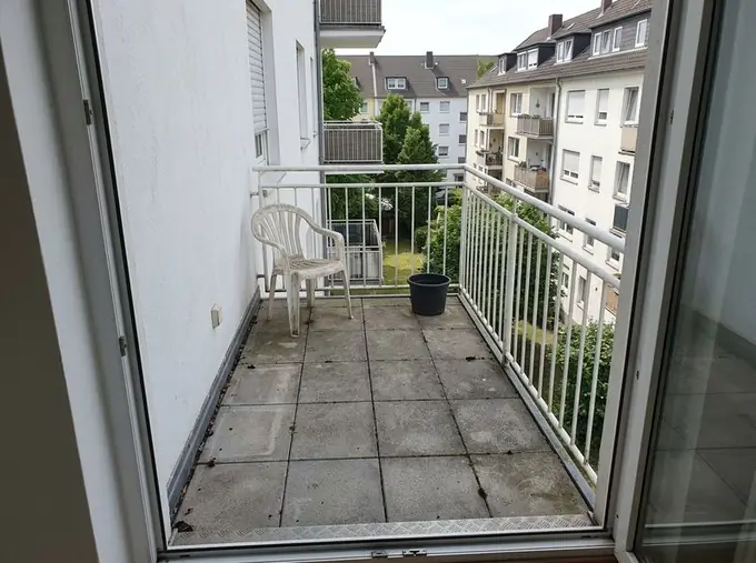Before: empty, plain balcony